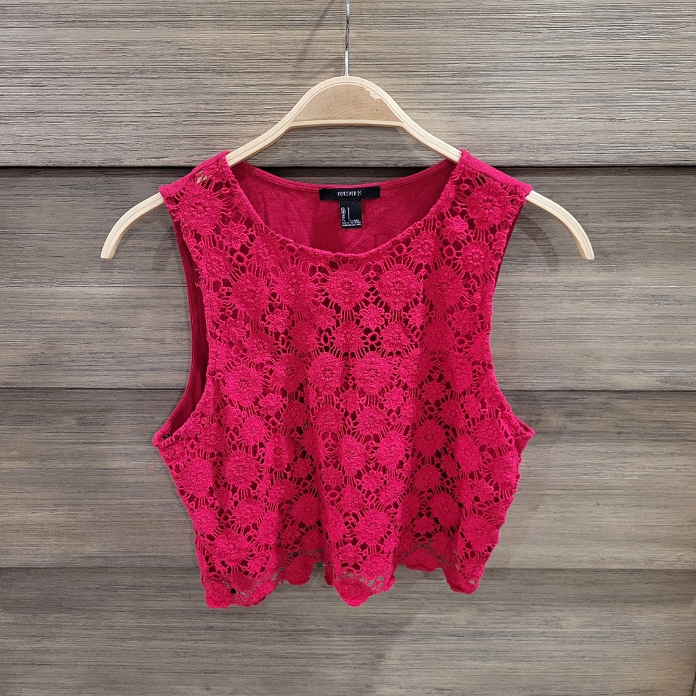 Floral crochet crop tank
